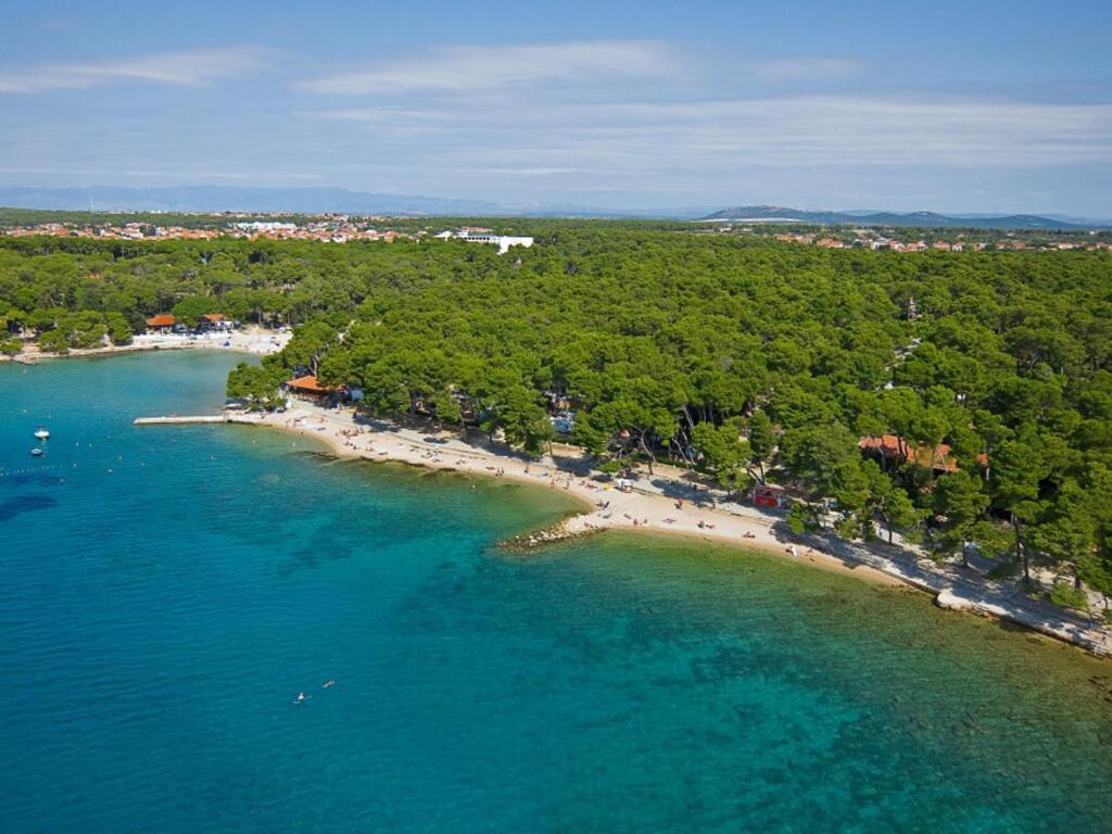 Mobile Home Cicibela Биоград-на-Мору Экстерьер фото